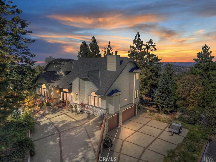 Property photo for 26077 Walnut Hills, Lake Arrowhead, CA