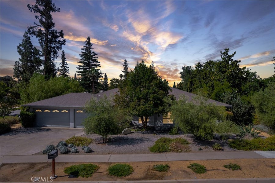 Property photo for 352 Campbell Avenue, Redlands, CA