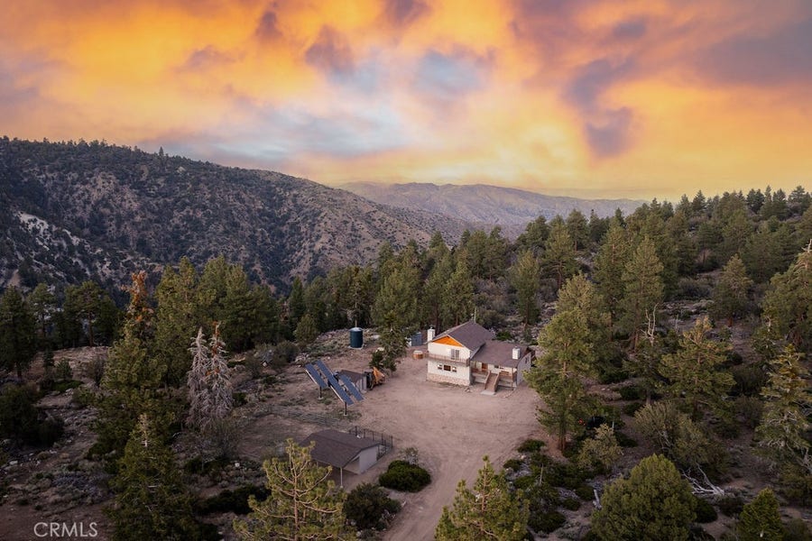 Property photo for 43942 Rainbow Lane, Angelus Oaks, CA