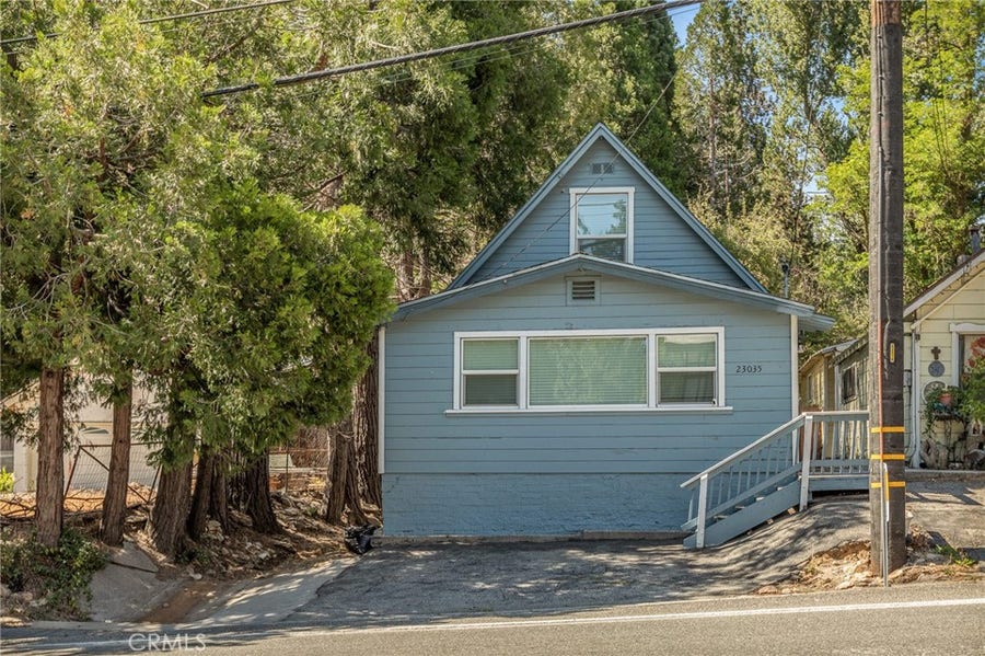 Property photo for 23035 Waters, Crestline, CA