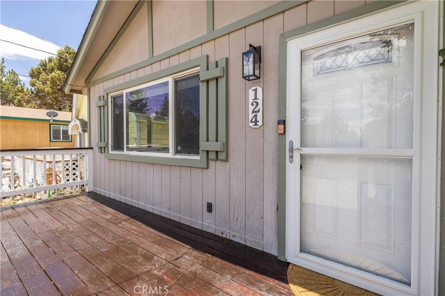 Property photo for 124 Wabash, Sugarloaf, CA