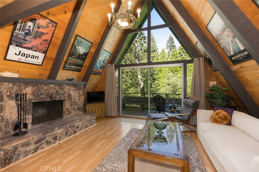 Property photo for 271 Fremont Road, Lake Arrowhead, CA