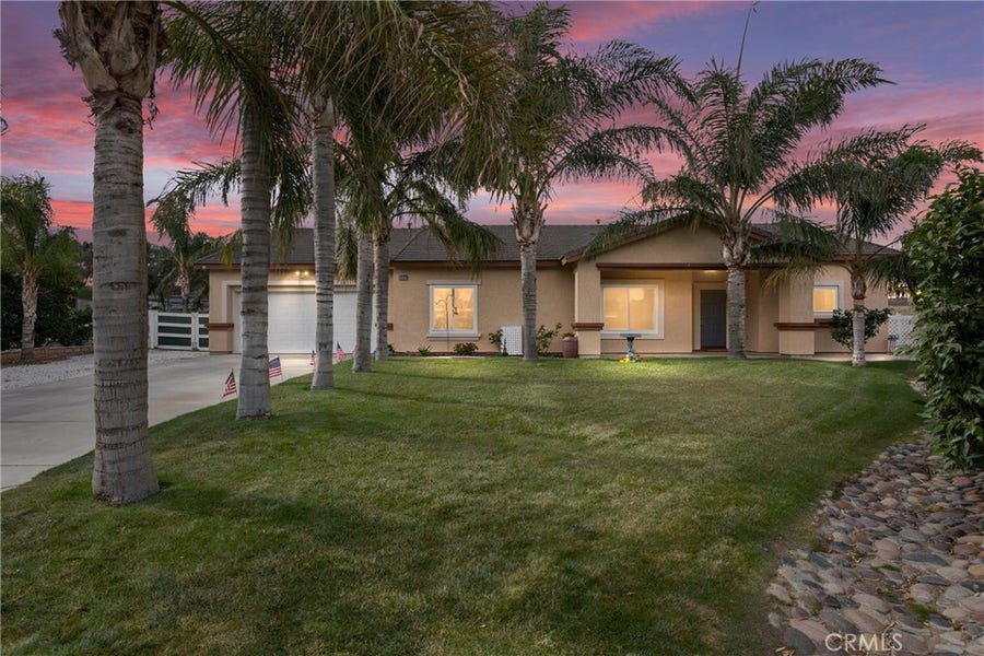 Property photo for 933 Driftwood, Banning, CA
