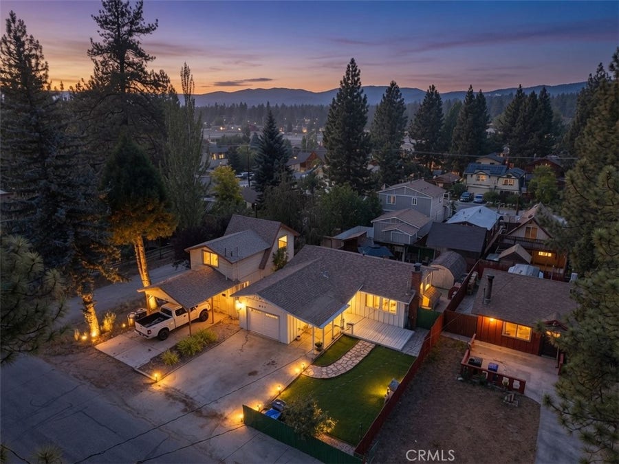 Property photo for 927 W Aeroplane, Big Bear City, CA