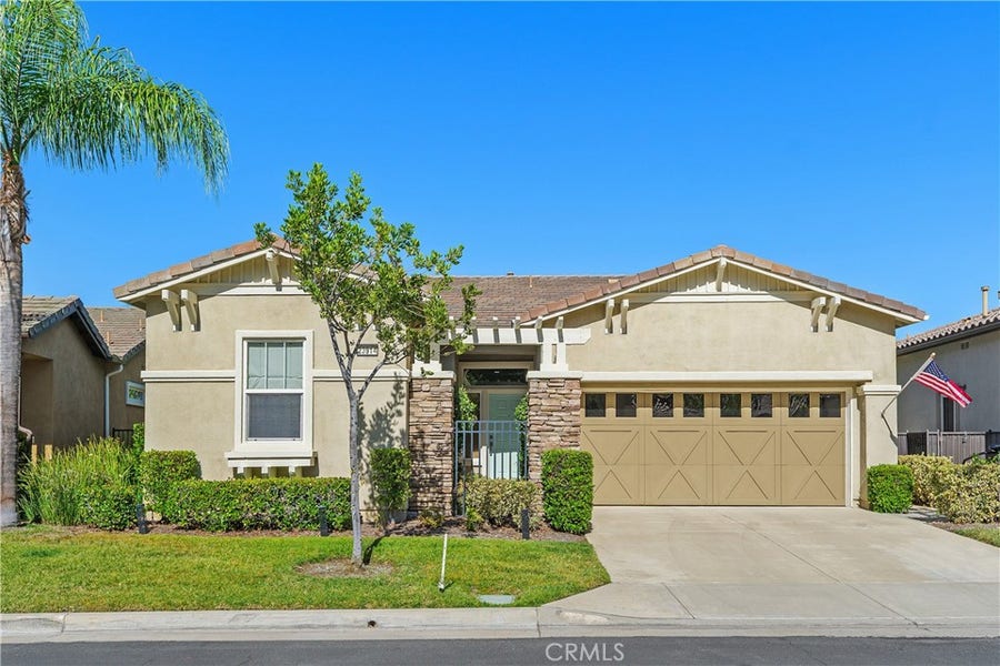 Property photo for 23914 Boulder Oaks, Corona, CA