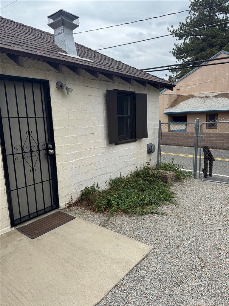 Property photo for 23335 Crestline Road, Crestline, CA