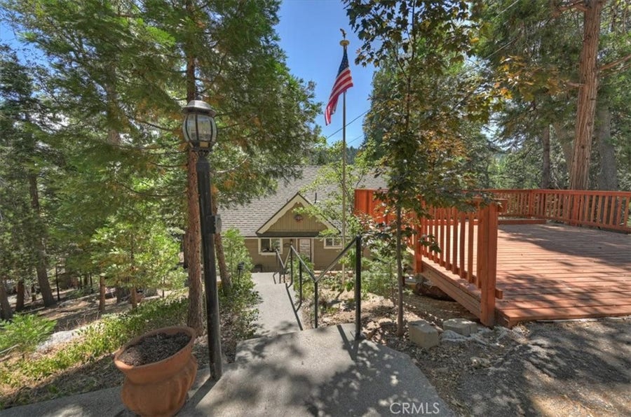 Property photo for 363 Castle Gate, Lake Arrowhead, CA