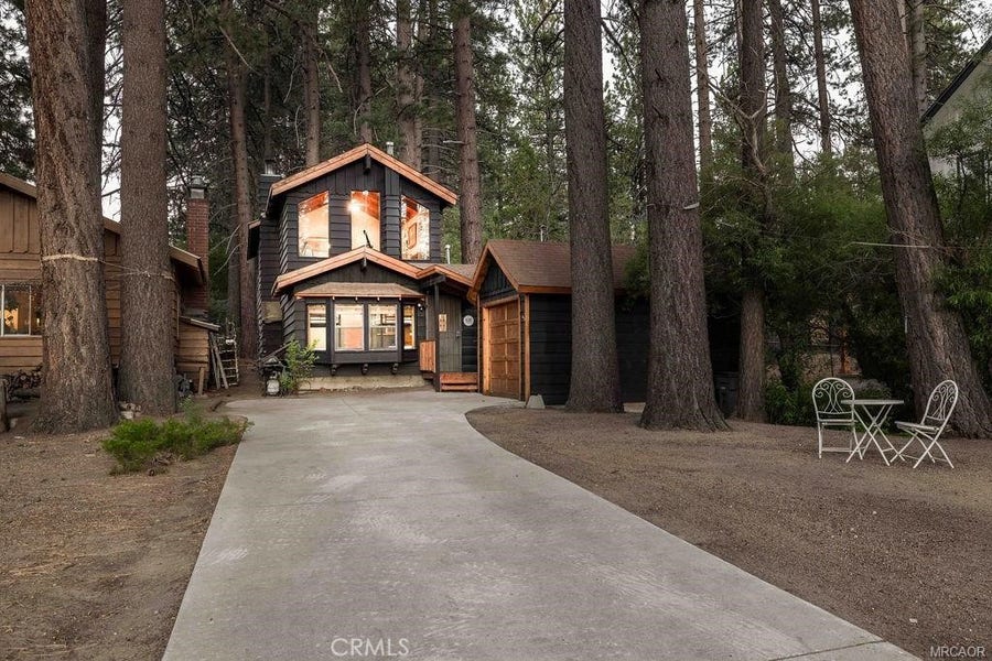 Property photo for 835 Jaybird Lane, Big Bear Lake, CA