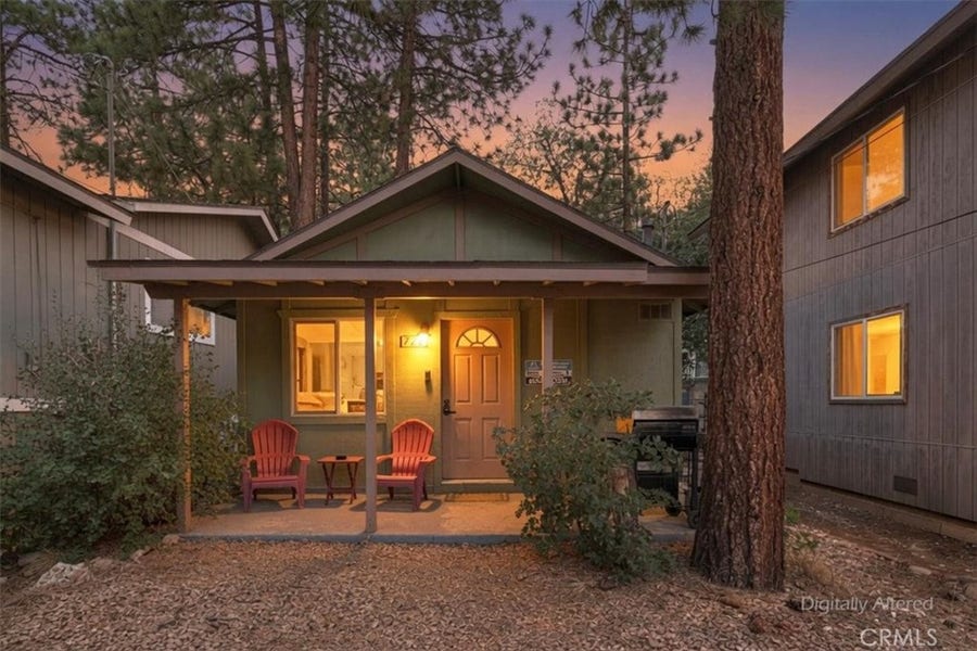 Property photo for 728 Holmes Lane, Sugarloaf, CA