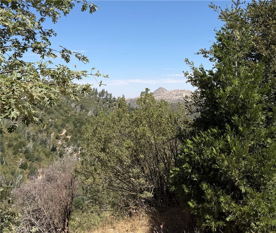 Property photo for 0 Brentwood, Lake Arrowhead, CA