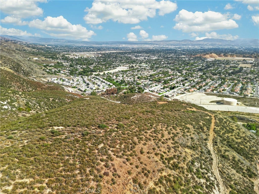 2 Hill Drive W, San Bernardino, CA 92407 2 Hill Drive W, San Bernardino, CA 92407
