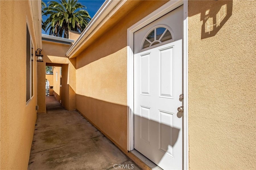 Property photo for 1976 Olive, #A, Long Beach, CA