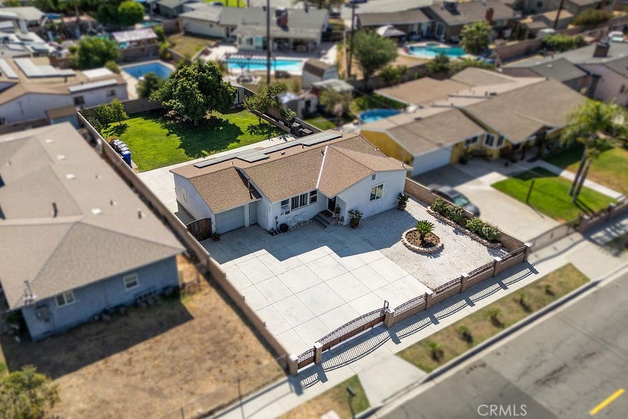 Property photo for 9497 Catawba Ave, Fontana, CA