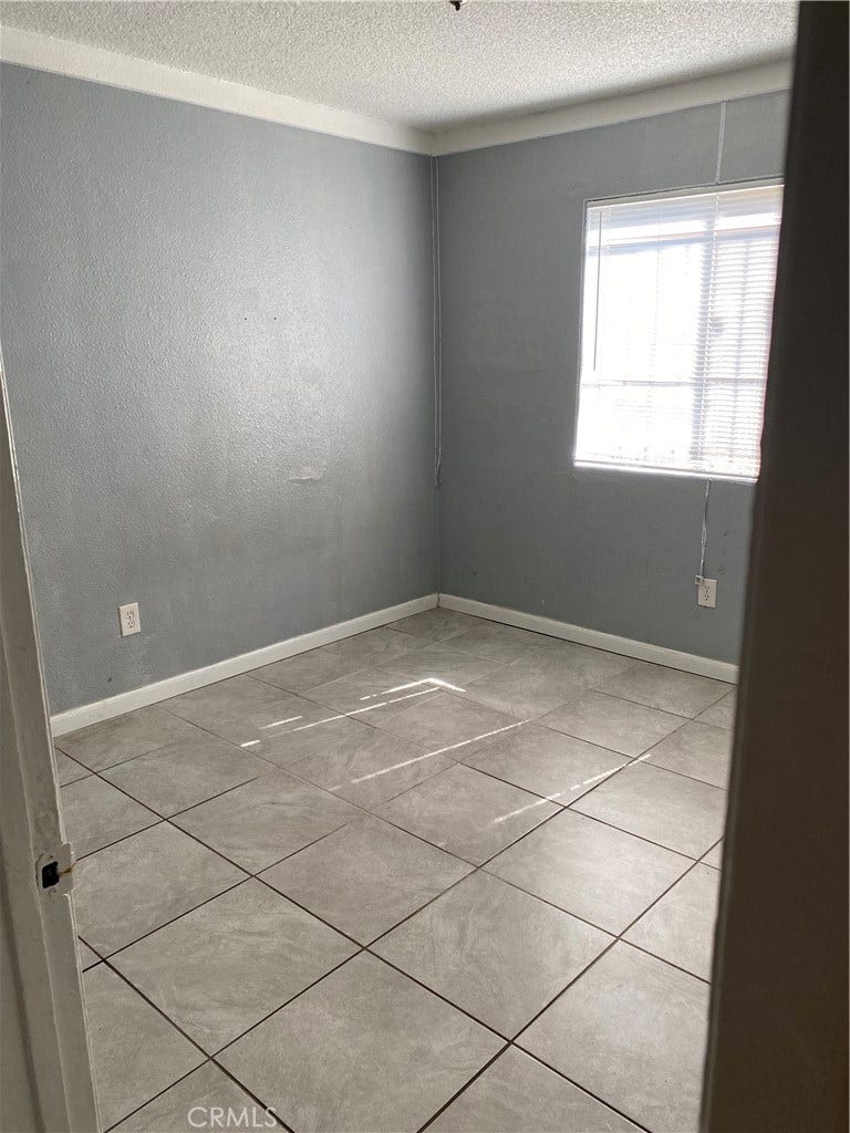 170 E Olive, #1, San Bernardino, CA 92408 170 E Olive, #1, San Bernardino, CA 92408