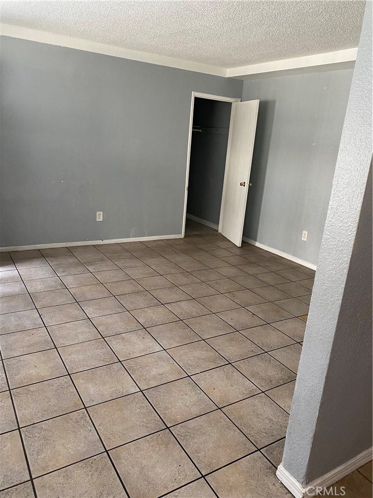 170 E Olive, #1, San Bernardino, CA 92408 170 E Olive, #1, San Bernardino, CA 92408