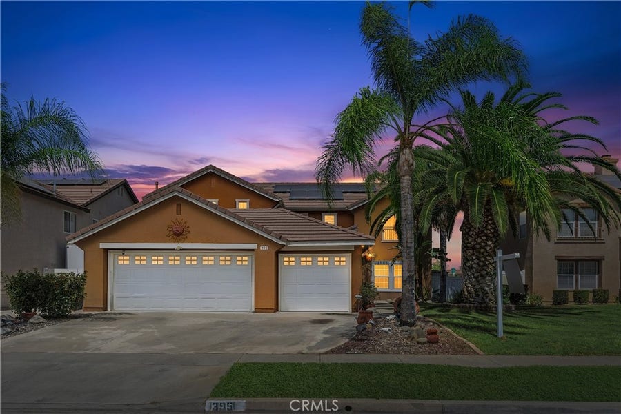 Property photo for 395 Selkirk, Corona, CA