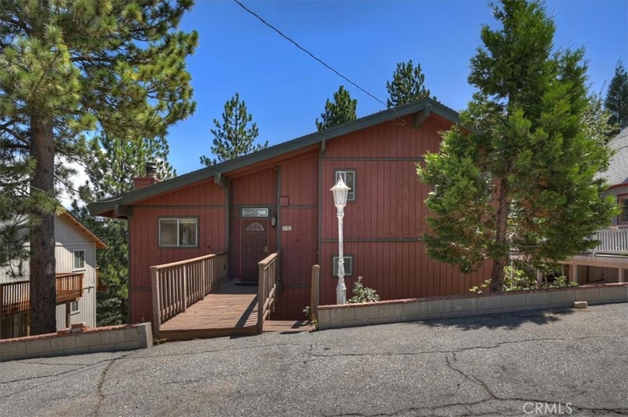 Property photo for 1781 Nob Hill, Running Springs, CA
