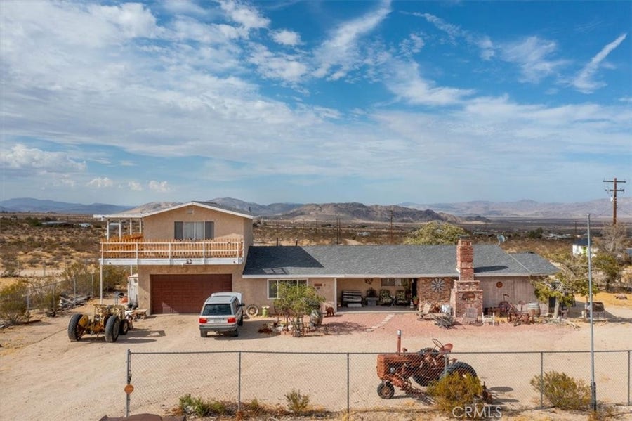 Property photo for 55576 Valley View Road, Landers, CA