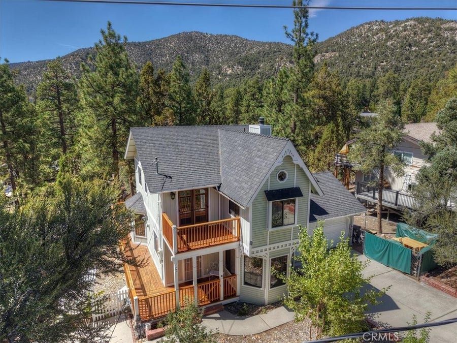 Property photo for 911 Panamint Mountain, Big Bear City, CA