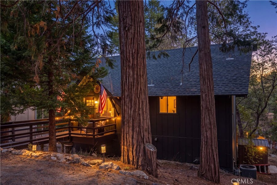 Property photo for 554 Pioneer Road, Lake Arrowhead, CA