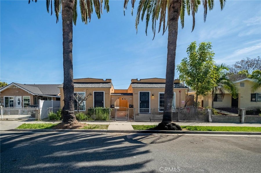 Property photo for 1972 Olive, Long Beach, CA