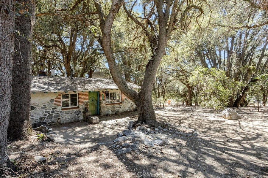 Property photo for 39922 Pine Bench Road, Oak Glen, CA