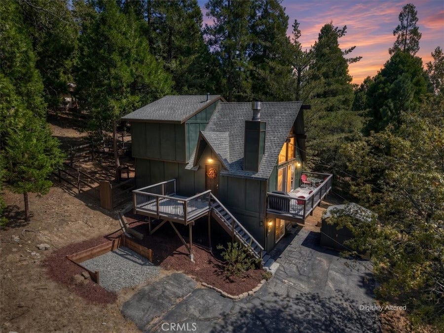 Property photo for 27230 Peninsula, Lake Arrowhead, CA