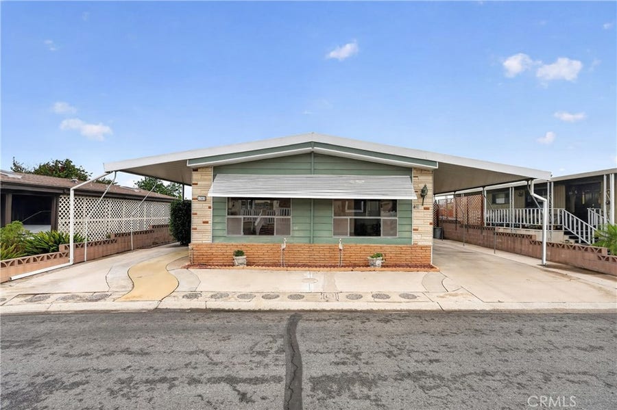 Property photo for 1365 Thornwood Square, Corona, CA
