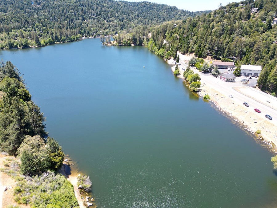 Property photo for 320 Delle, Crestline, CA
