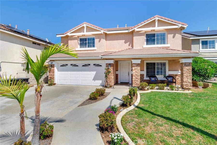 Property photo for 3287 Stargate Drive, Corona, CA