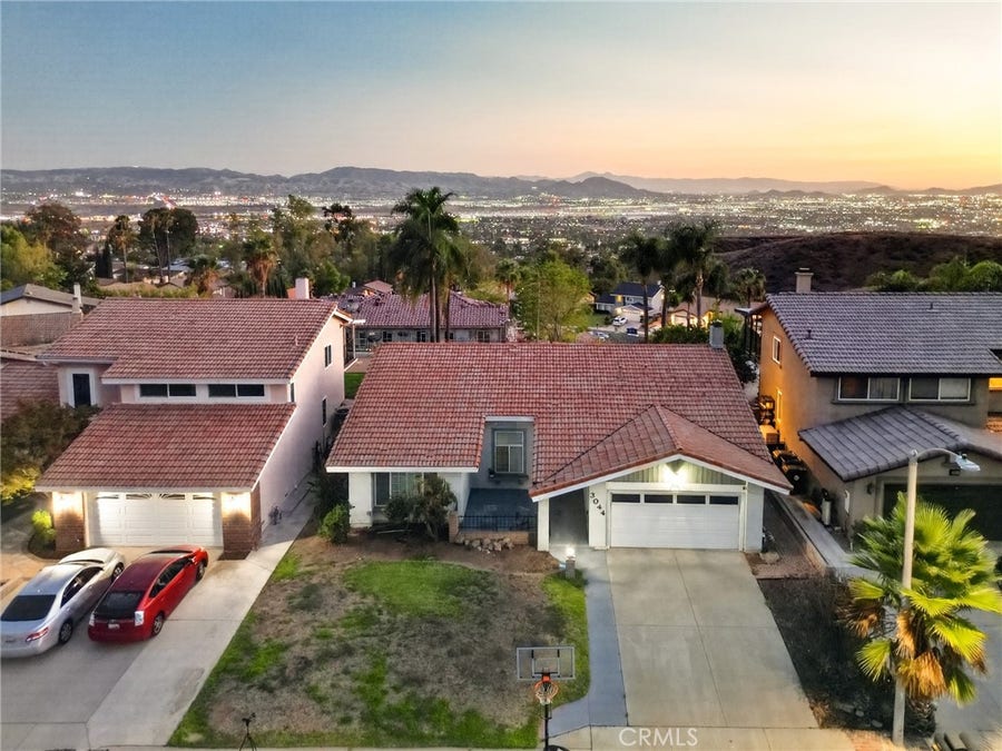 Property photo for 3044 Mountain Top, Highland, CA