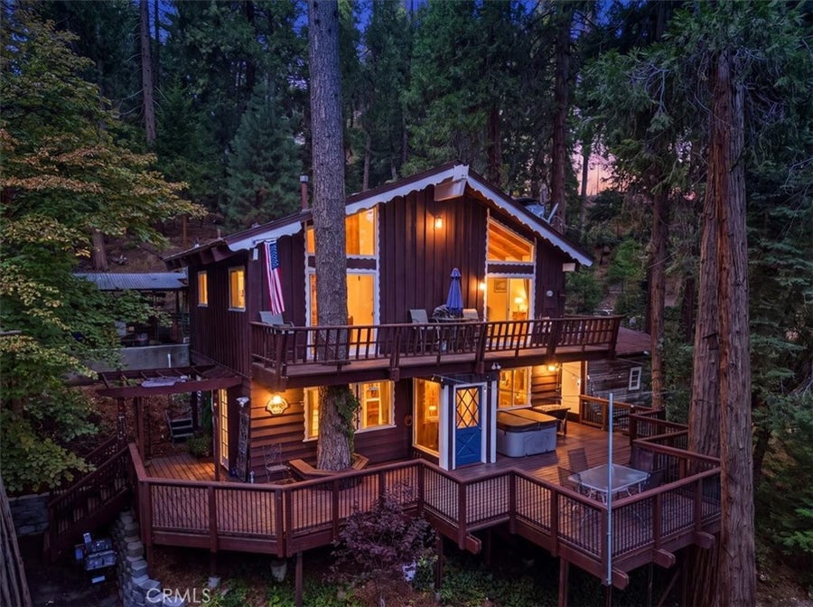 Property photo for 1044 Lausanne, Crestline, CA