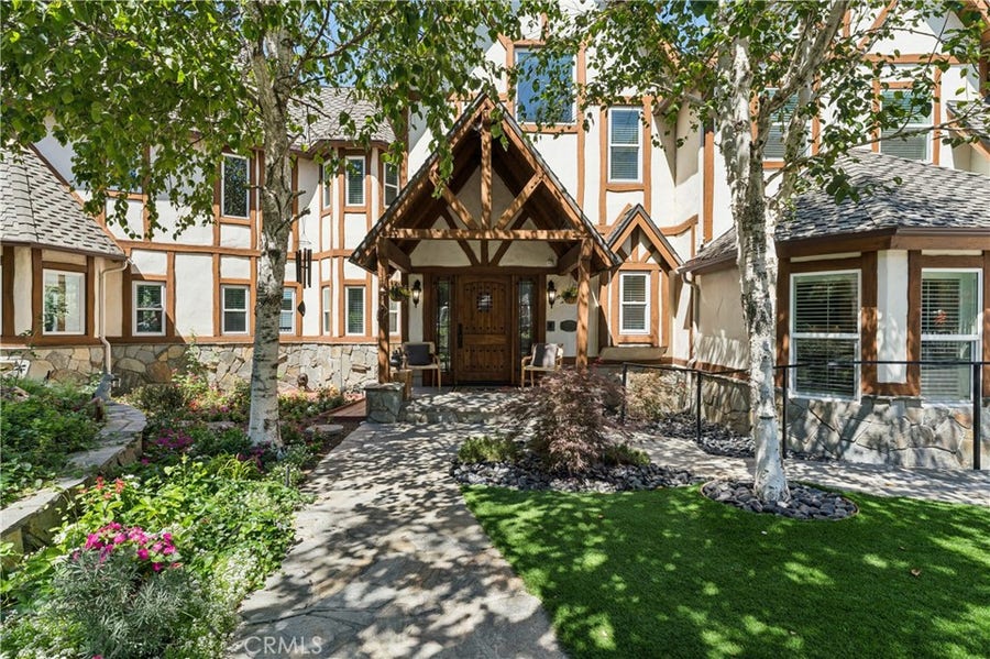 Property photo for 29104 Bald Eagle Ridge, Lake Arrowhead, CA
