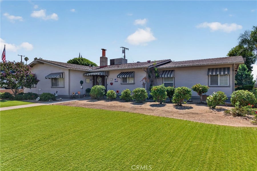 Property photo for 402 S San Mateo Street, Redlands, CA
