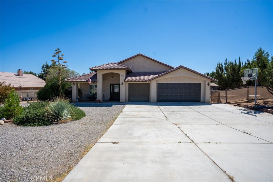 Property photo for 7141 Redwood Street, Hesperia, CA