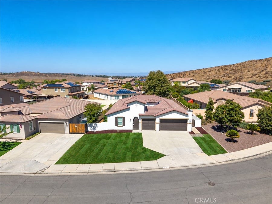 Property photo for 356 Tuffa Court, Perris, CA