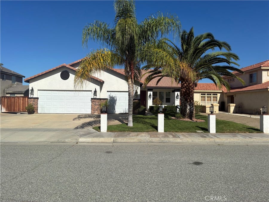 Property photo for 1852 Rue Chenin Blanc, San Jacinto, CA