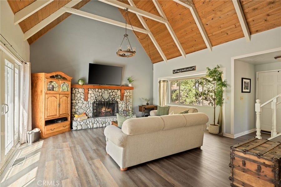 Property photo for 28165 Grenoble, Lake Arrowhead, CA