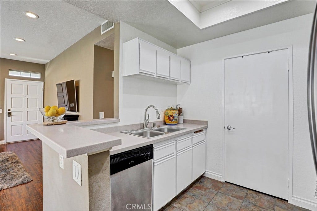 33 Leonado, Rancho Santa Margarita, CA 92688 33 Leonado, Rancho Santa Margarita, CA 92688