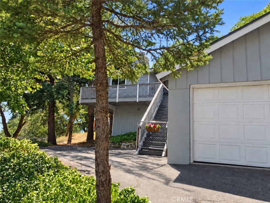 Property photo for 30322 Live Oak Road, Running Springs, CA