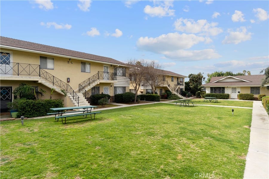 Property photo for 534 Roosevelt Road, #N, Redlands, CA