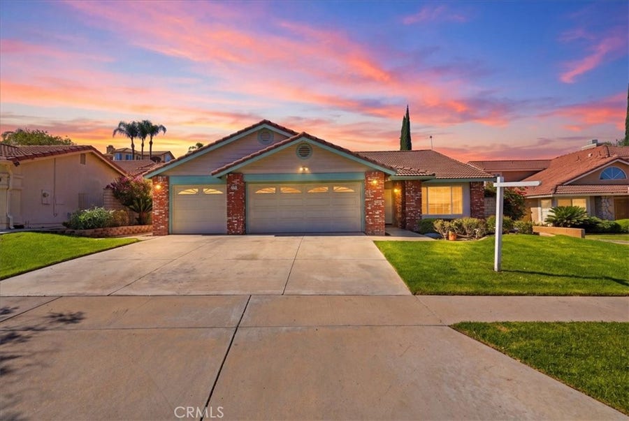 Property photo for 790 Sugar Maple, Corona, CA