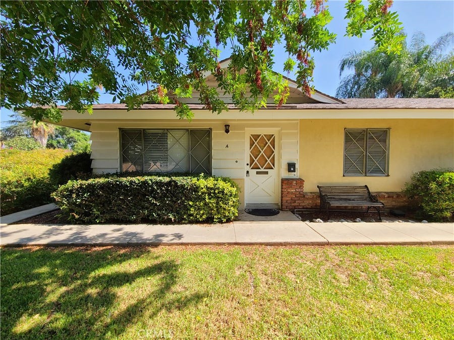 Property photo for 534 Roosevelt Road, #A, Redlands, CA