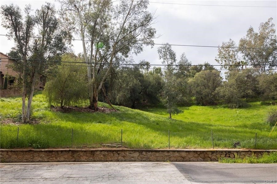 Property photo for 1702 Dwight, Redlands, CA