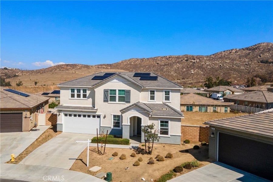 Property photo for 21199 Old Gate Court, Riverside, CA