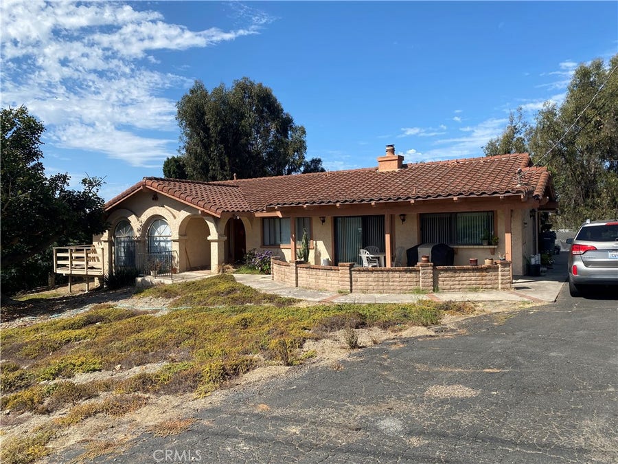 Property photo for 1041 Lau Hala Canyon, Vista, CA