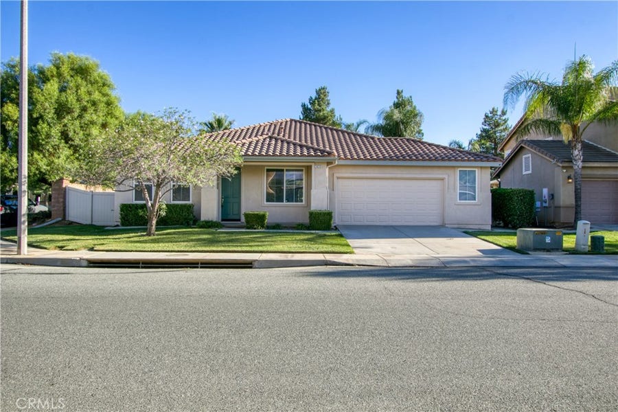 Property photo for 1673 Jade Moon, Beaumont, CA