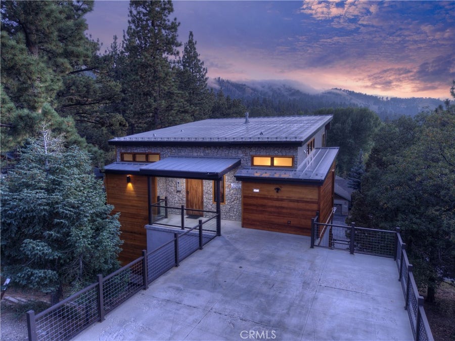 Property photo for 43669 Ridge Crest, Big Bear Lake, CA