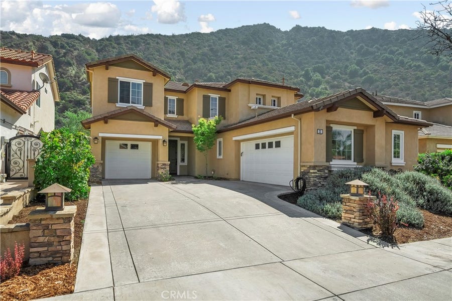 Property photo for 22 River Rock Court, Azusa, CA