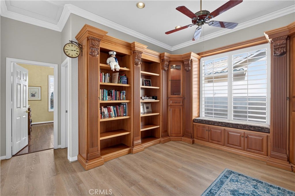 4979 Singing Hills, Banning, CA 92220 OFFICE/DEN
